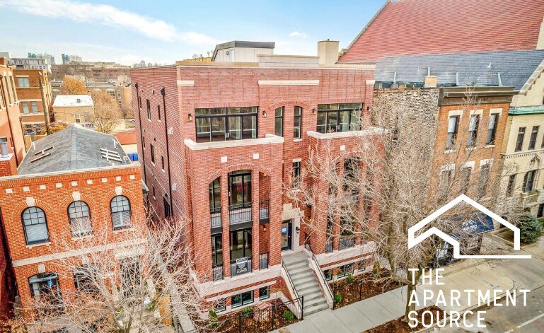 Building Photo - 2320 N Southport Ave