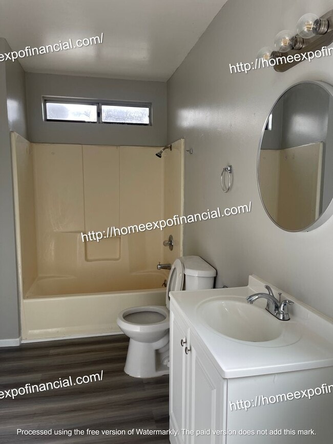 Building Photo - Nice Home For Rent (Front House)