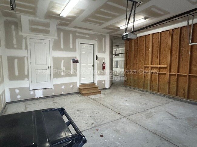 Building Photo - 142 Bexley Way