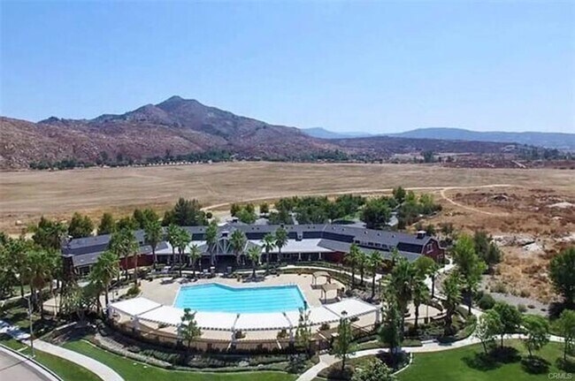 Building Photo - McSweeney Farms new-home