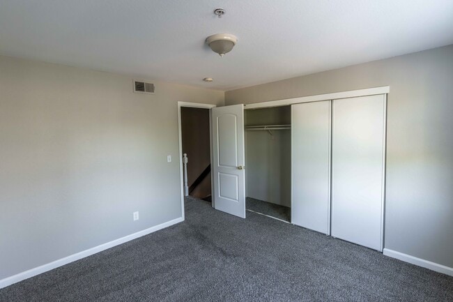 2nd Bedroom Bedroom - 3739 Black Eagle Dr