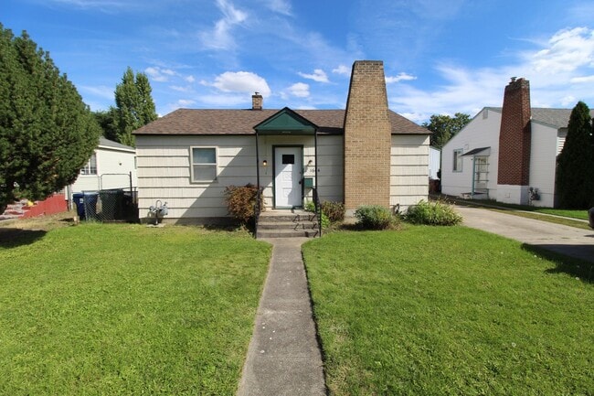Building Photo - 1604 N Smith St