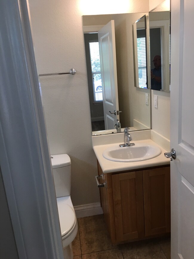 Building Photo - 4346 Streamside Dr