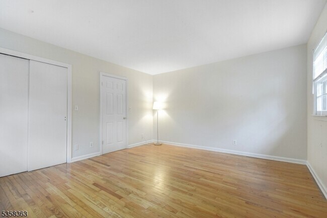 Building Photo - 26 Rawley Pl