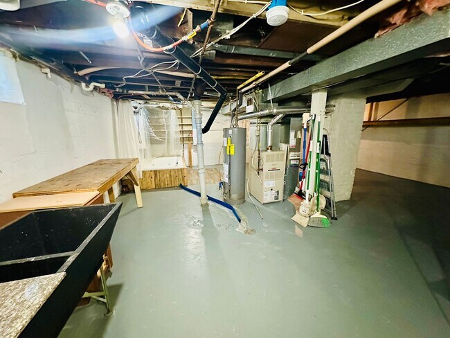 Building Photo - Charming 3-Bedroom Home in the Heart of So...