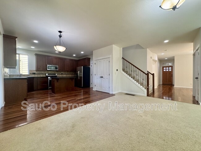 Building Photo - 7182 NE Rockridge Pl
