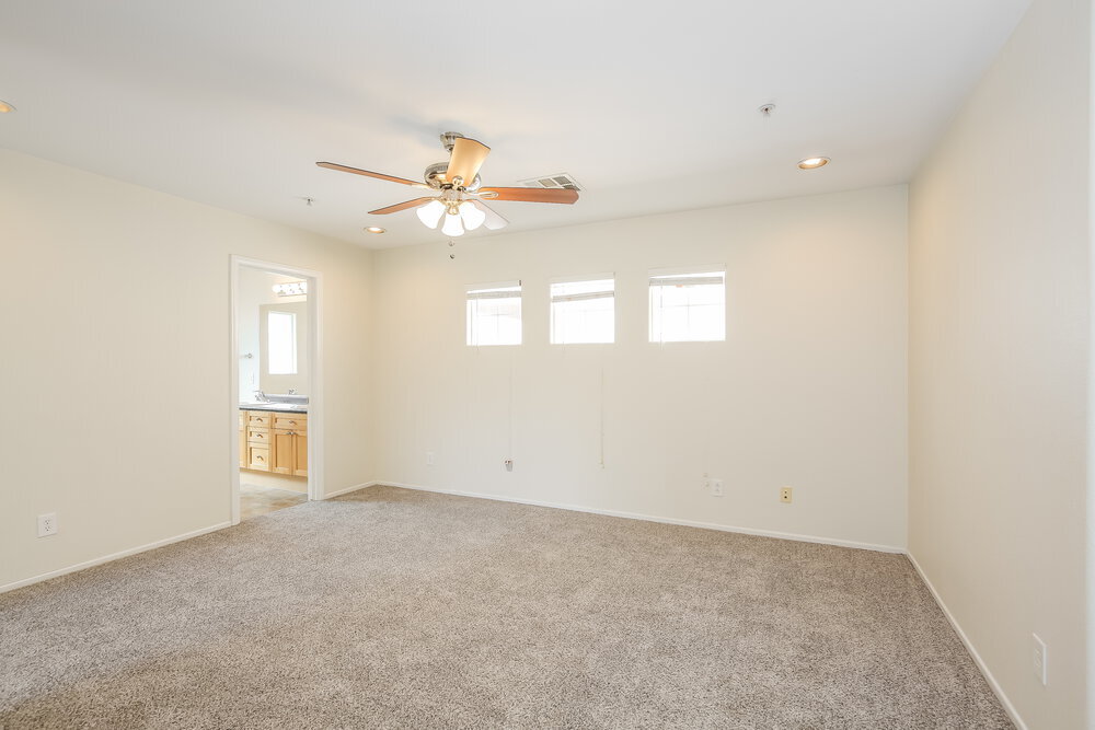 Building Photo - 7453 Showy Ct