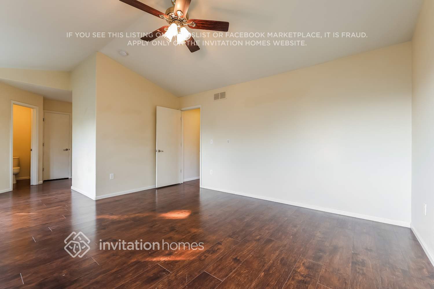 Building Photo - 4992 N Silverlace Dr