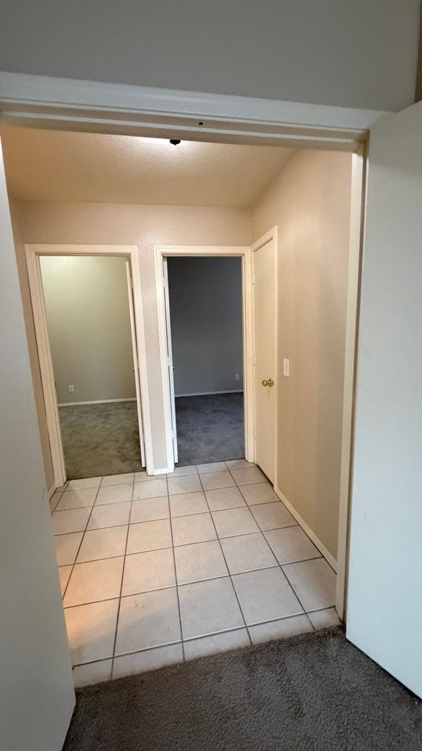 Building Photo - Freshly Painted 3 bedroom/2 bathroom Peoria Home!