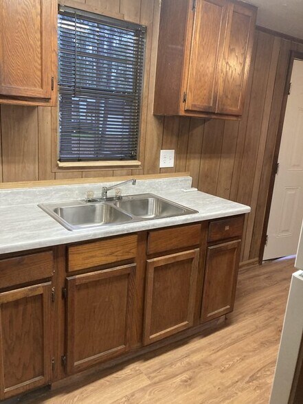 Building Photo - 179 Quarry Ln