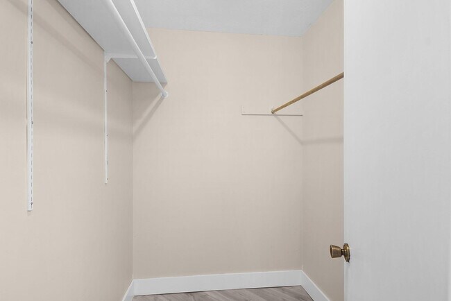 Building Photo - 3266 SE Aster Ln