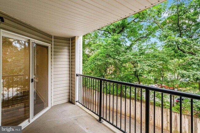 Building Photo - 3307 Wyndham Cir