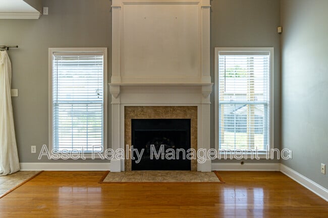 Building Photo - 6451 Ridgewalk Ln