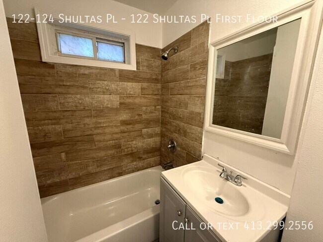 Building Photo - 122-124 Shultas Pl-122 Shultas Pl First Floor