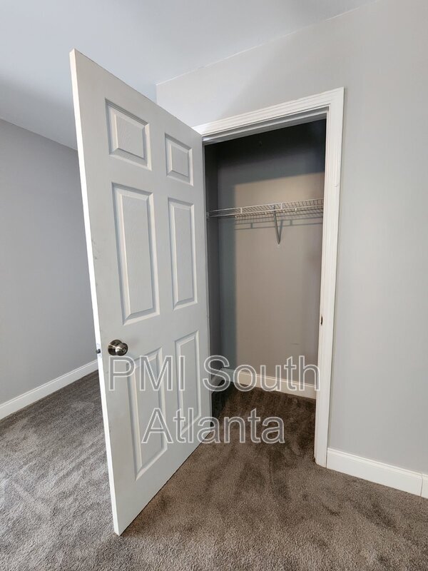 Building Photo - 2085 Winding Crossing Trail
