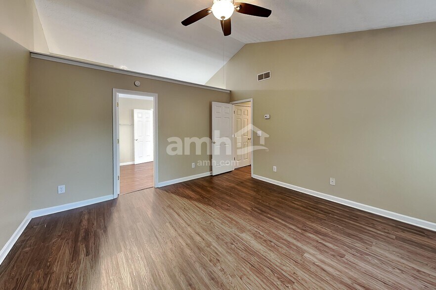 Building Photo - 1158 Low Water Way