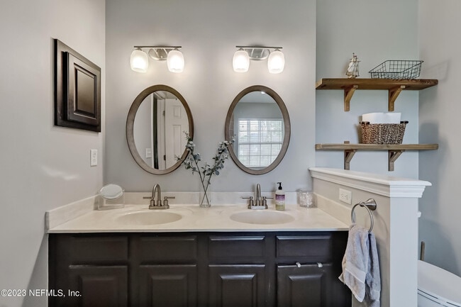 Building Photo - 12004 W Liberty Lake Dr