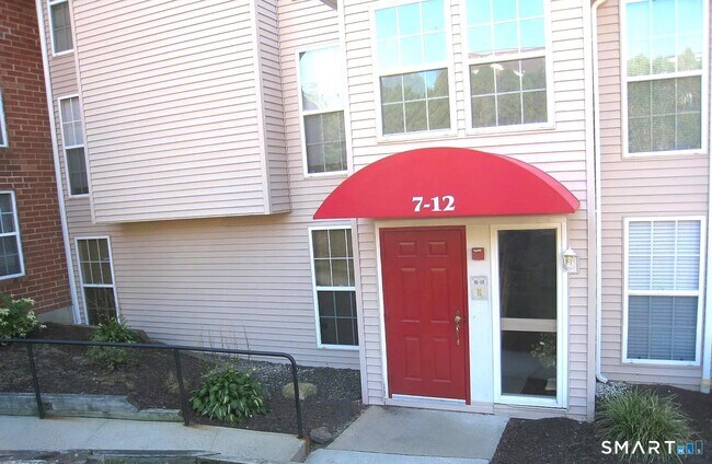 Building Photo - 8 Heather Ridge