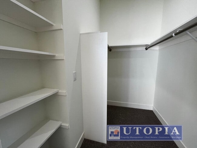 Building Photo - Beautiful 3 Bedroom, 3 Bathroom Duplex Unit Located on the Upper Westside of Santa Cruz. Brand ne...