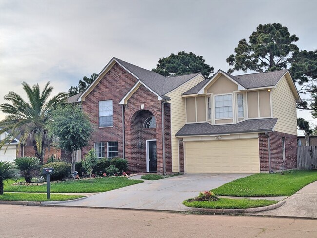 Building Photo - 19514 Azalea Valley Dr
