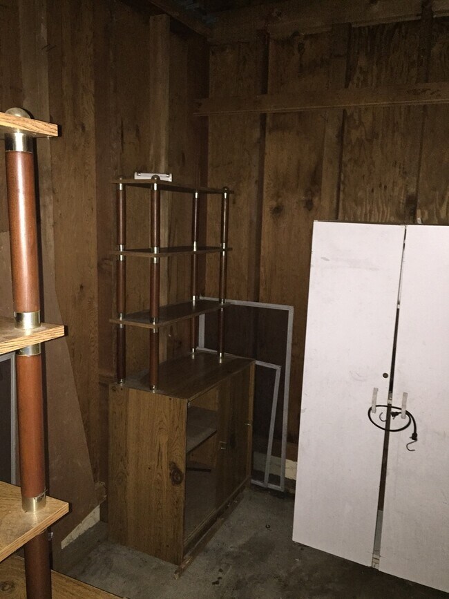 Building Photo - Beautifully Updated 3bdrm/1bth Ranch Style Home Located in the Glen Lea Area!