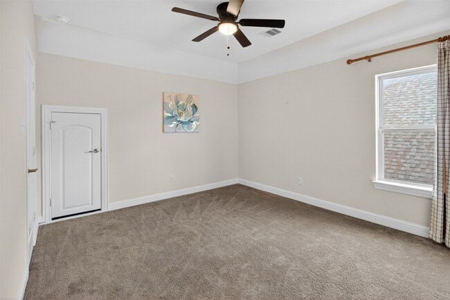 Building Photo - 6007 Marsh Lk Ct