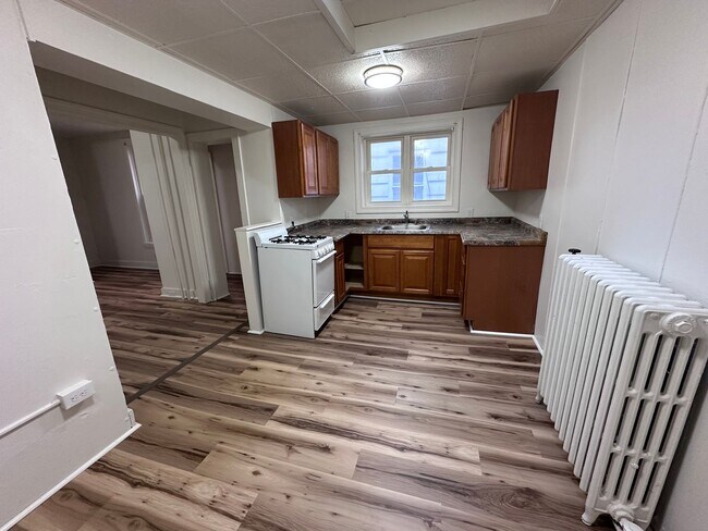 Building Photo - 155 S Duke St