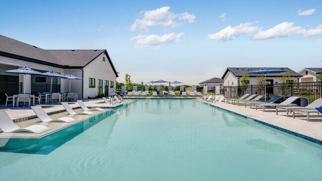 Building Photo - 1001 W Melissa Rd