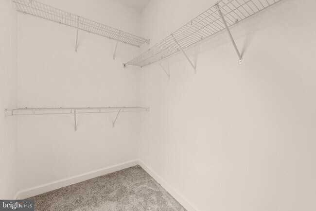 Building Photo - 5718 Callcott Way