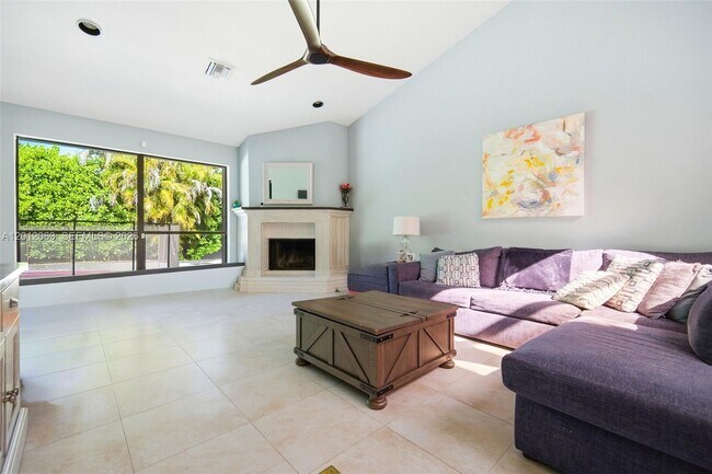 Building Photo - 11703 Sunfish Way