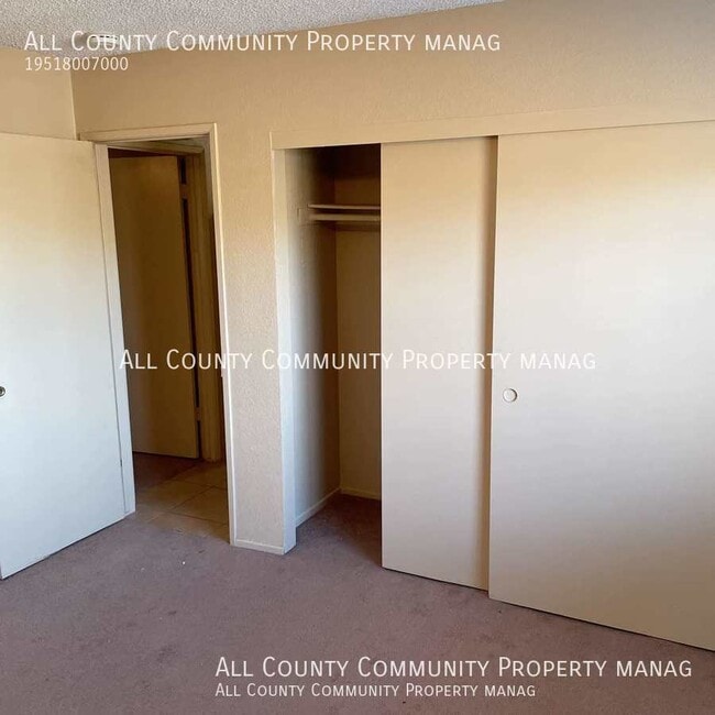 Building Photo - 73856 Sunnyvale Dr