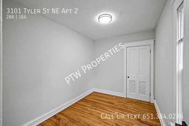 Building Photo - 3101 NE Tyler St