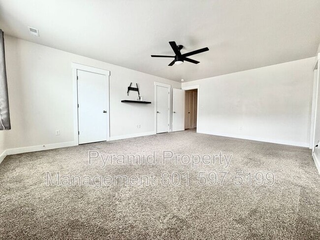 Building Photo - 15122 Gallant Dr