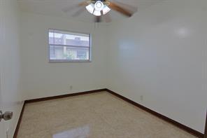 Building Photo - 6636 SW 41st St