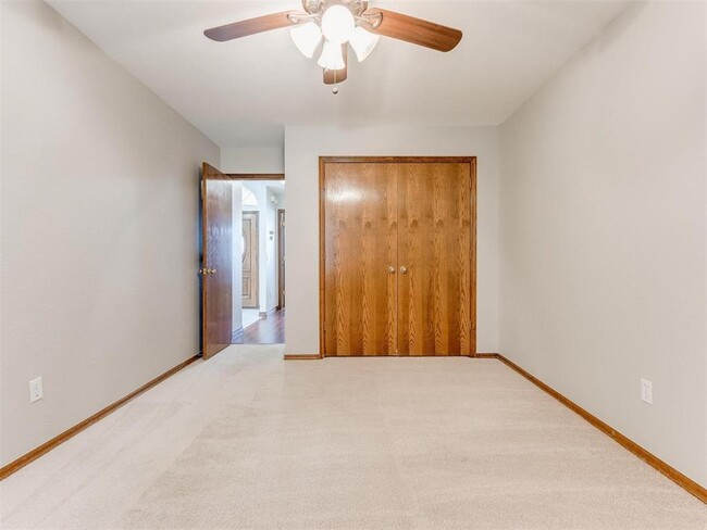 Building Photo - 3921 Brownwood Ln