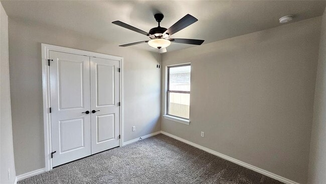 Building Photo - 10401 SW 55th St