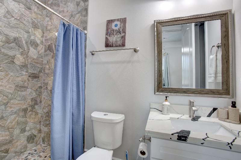 Building Photo - 1913 Mehle St