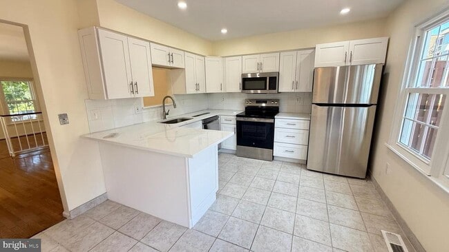 Building Photo - 3339 Beaverwood Ln