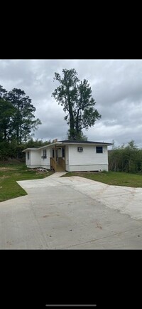 Building Photo - 125 Wingate Rd