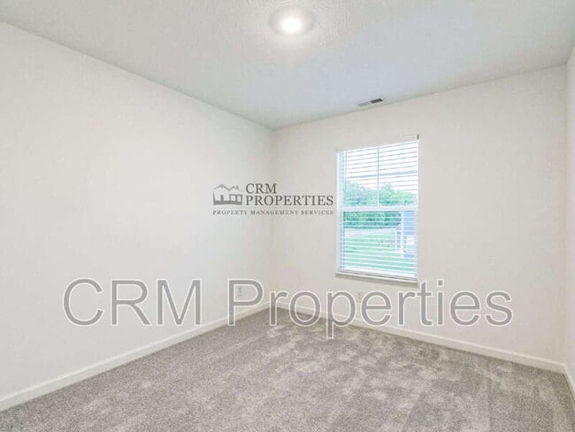 Building Photo - 3449 Briarwick Dr