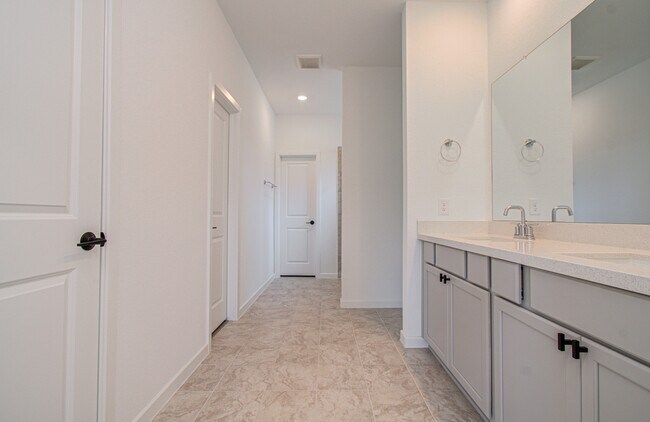 Building Photo - 22122 Ingham Blf Ln