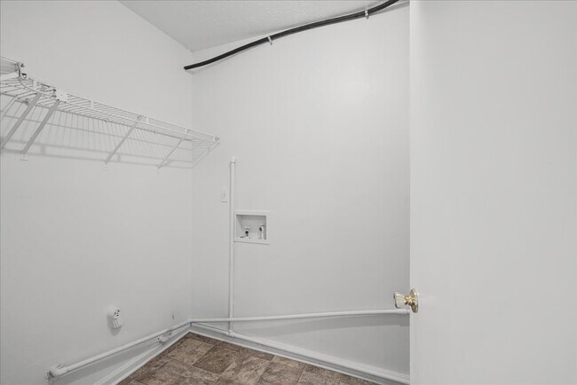 Building Photo - 1205 Natchez Trce SW