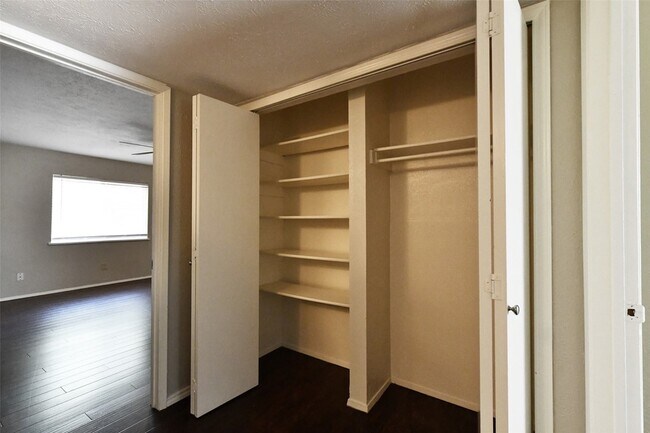 Building Photo - 4113 Juneberry St