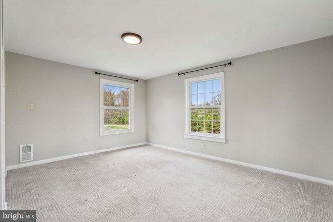 Building Photo - Experience the perfect blend of peaceful country charm and modern comfort in this beautifully ref...