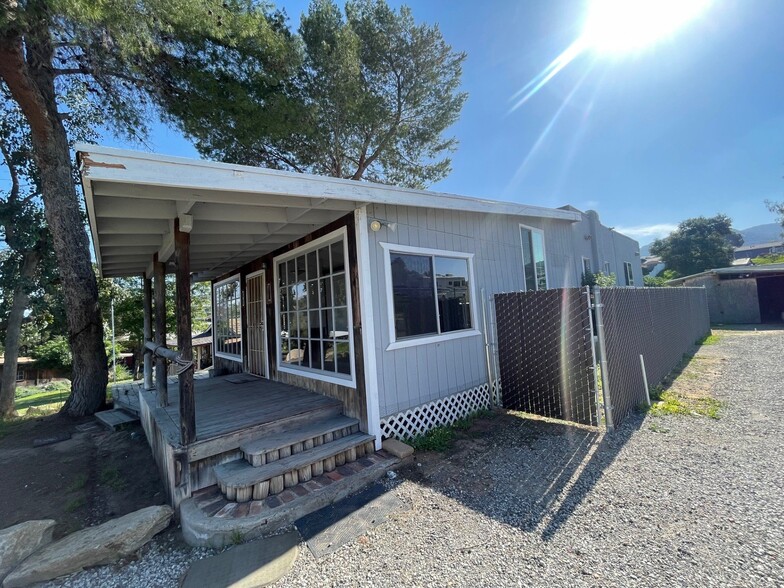 Building Photo - 13549 Hwy 8 Business