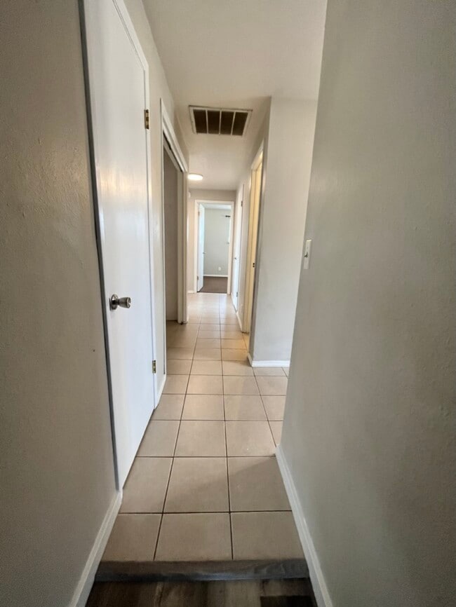 Building Photo - 507 Tindall Ave