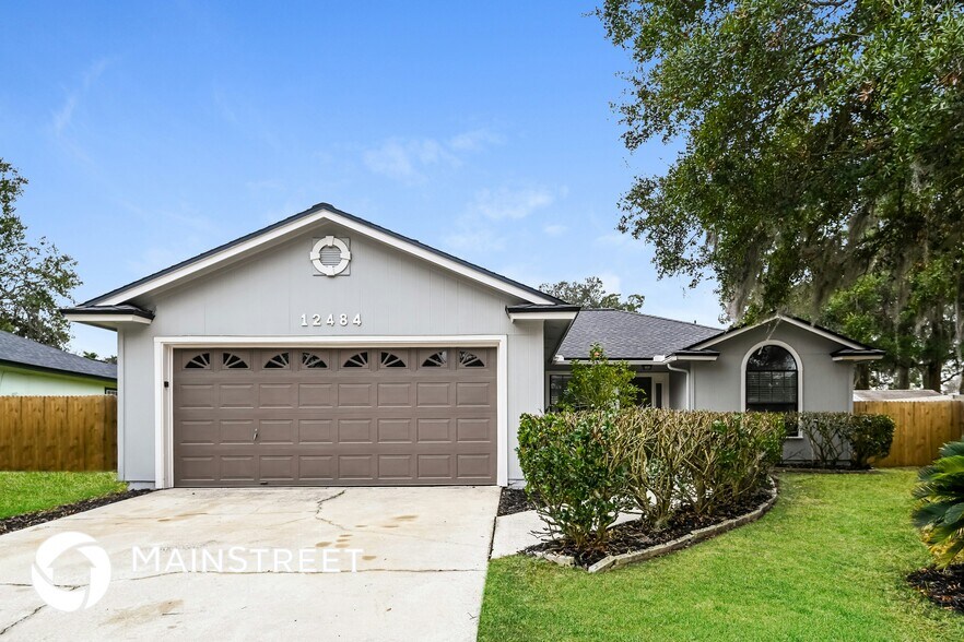 Primary Photo - 12484 N Windy Willows Dr