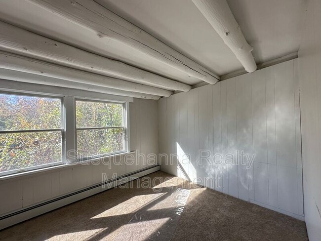 Building Photo - 1250 Whitetail Ln