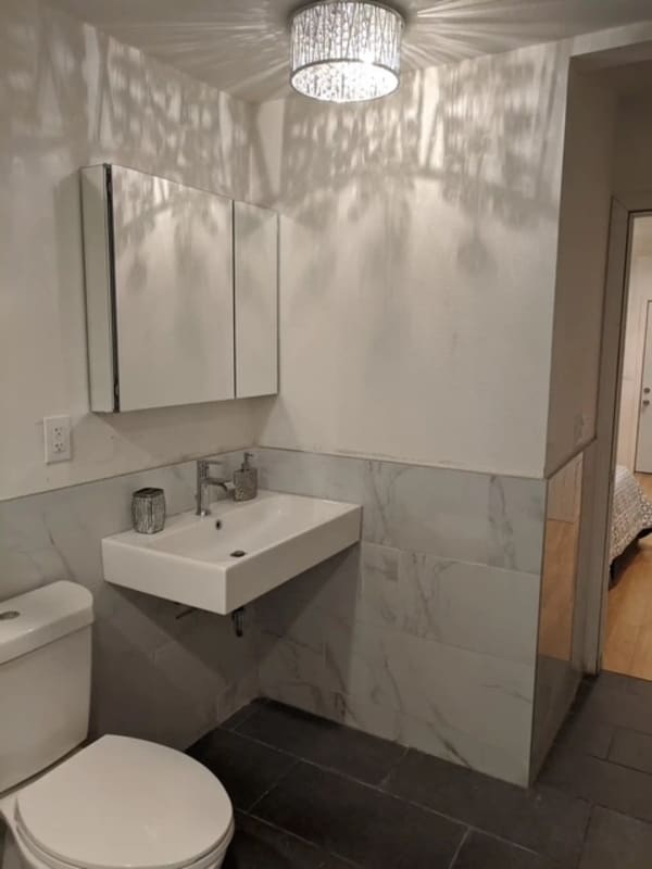 Building Photo - 9228 Ronda Ave