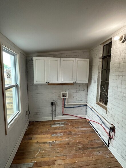 Building Photo - 3135 W McNichols Rd